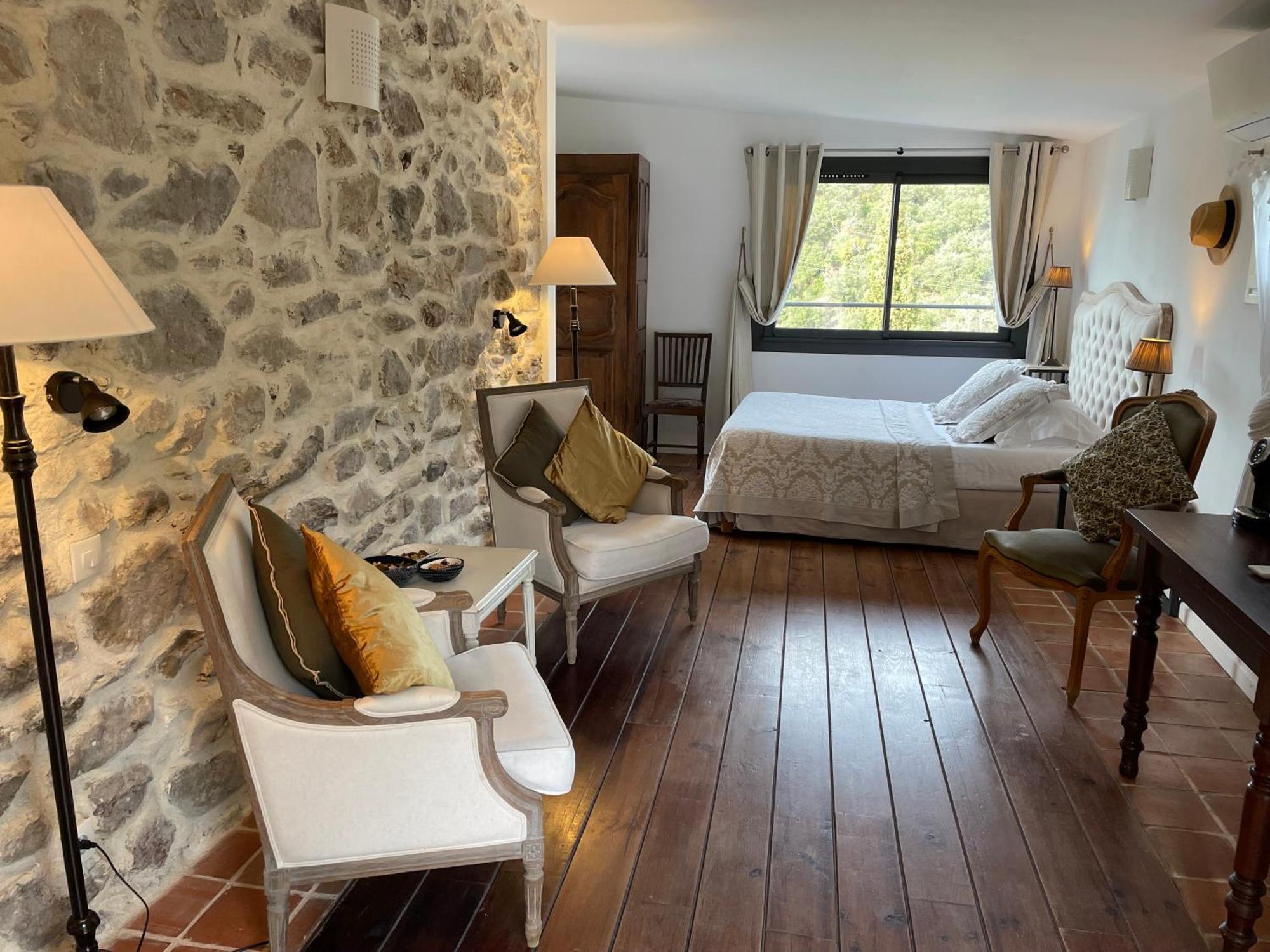 Le Relais Des Chartreuses 호텔 르불루 외부 사진